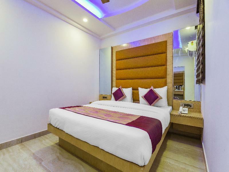Oyo 15836 Pleasure River Front Resort Tuem Exterior foto
